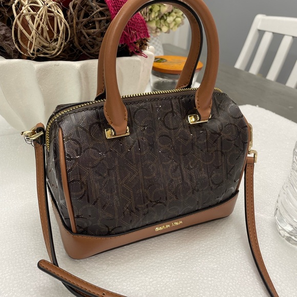 Calvin Klein Brown Logo Barrel Satchel Crossbody with Detachable Strap - Picture 5 of 9